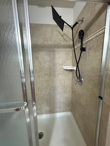 4976 WHITE SANDERLING COURT, Tampa, FL 33619