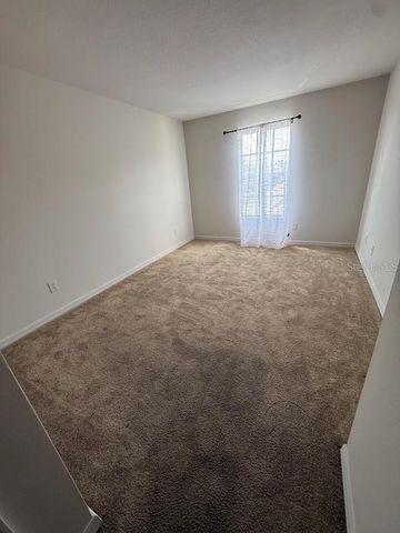 4976 WHITE SANDERLING COURT, Tampa, FL 33619