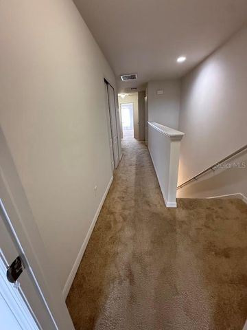 4976 WHITE SANDERLING COURT, Tampa, FL 33619