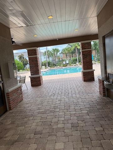 4976 WHITE SANDERLING COURT, Tampa, FL 33619