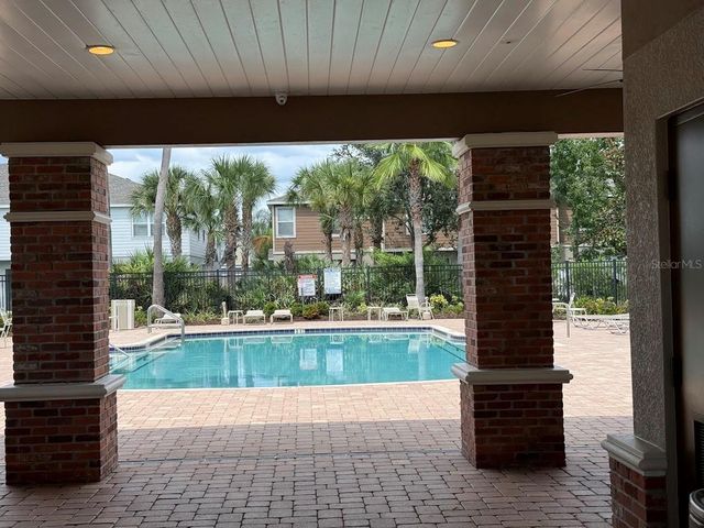 4976 WHITE SANDERLING COURT, Tampa, FL 33619