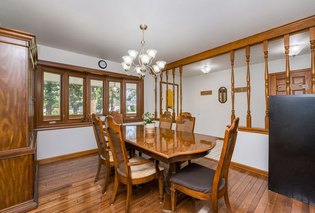 900 Ruth Drive, Elgin, IL 60123