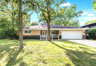 900 Ruth Drive, Elgin, IL 60123