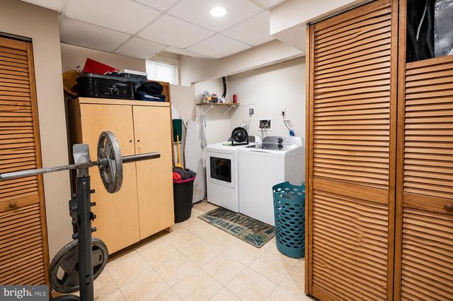 8121-A ELIZABETH RD, Pasadena, MD 21122