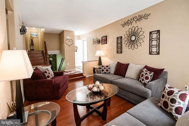 8121-A ELIZABETH RD, Pasadena, MD 21122