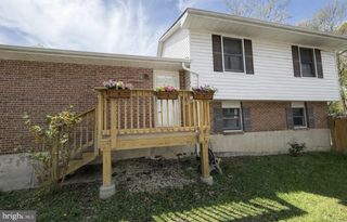 8121-A ELIZABETH RD, Pasadena, MD 21122