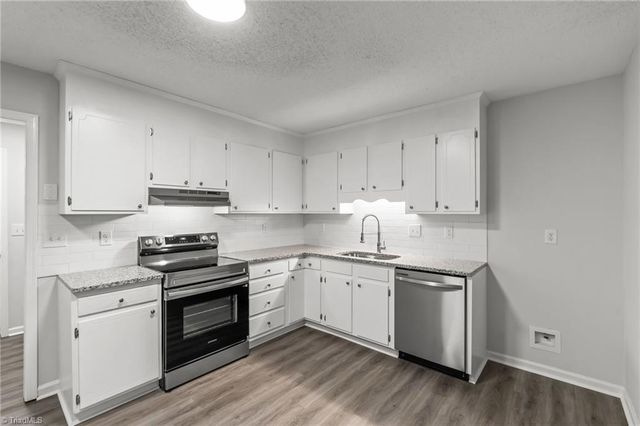 1500 Pebblebrook Road, Winston-salem, NC 27105