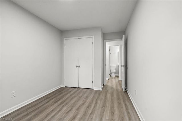1500 Pebblebrook Road, Winston-salem, NC 27105