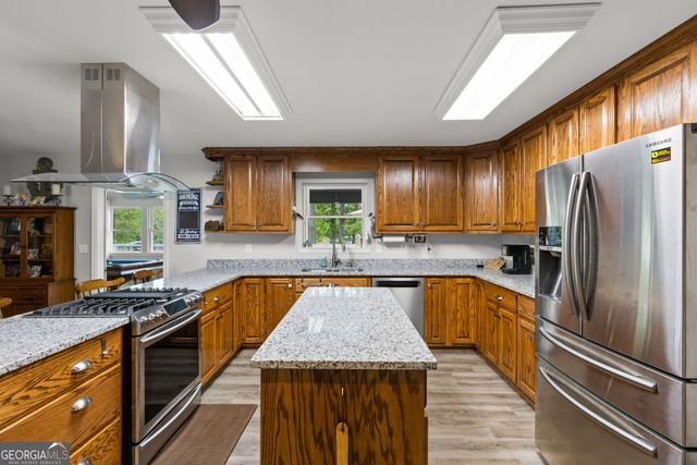 2378 Bellview Lane, Young Harris, GA 30582