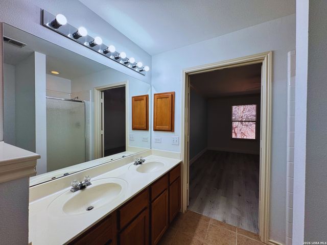 7718 Wexford Grove, San Antonio, TX 78240