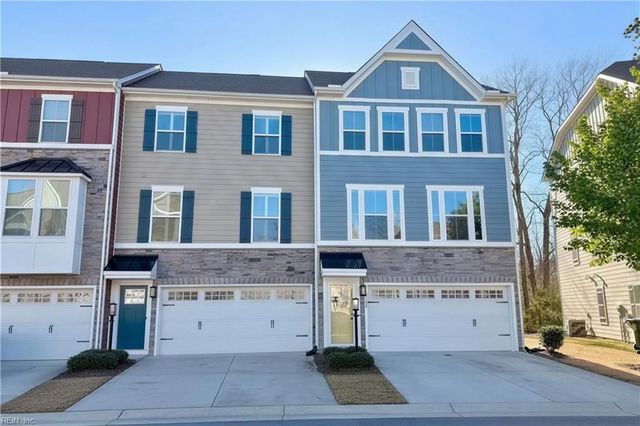 1733 Fortune TER, Chesapeake, VA 23323