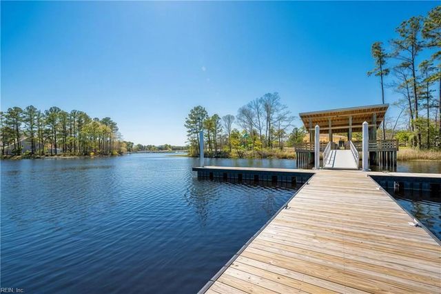 1733 Fortune TER, Chesapeake, VA 23323