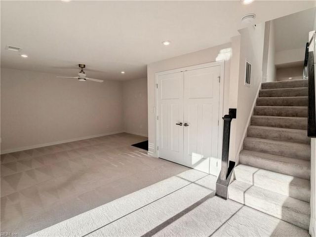 1733 Fortune TER, Chesapeake, VA 23323