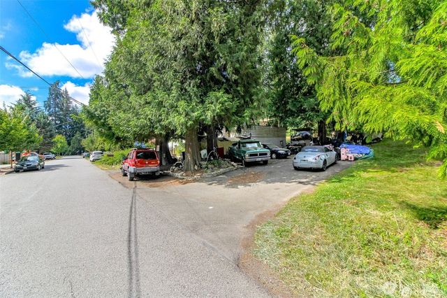 19226 7th Avenue W, Lynnwood, WA 98036
