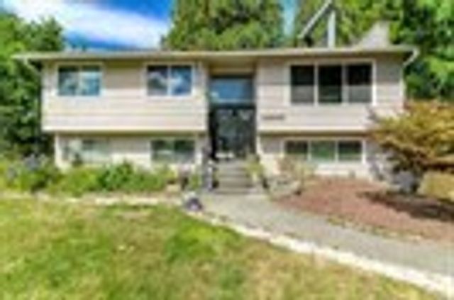 19226 7th Avenue W, Lynnwood, WA 98036