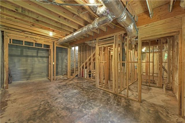 196 N Jakes Landing Way, Ellijay, GA 30540