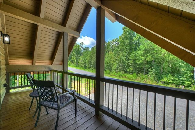 196 N Jakes Landing Way, Ellijay, GA 30540