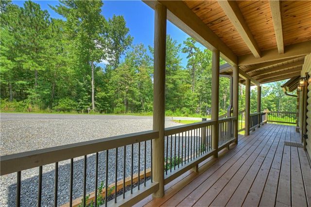 196 N Jakes Landing Way, Ellijay, GA 30540