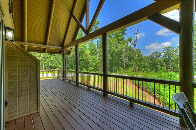 196 N Jakes Landing Way, Ellijay, GA 30540