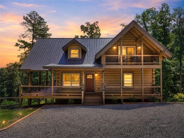 196 N Jakes Landing Way, Ellijay, GA 30540