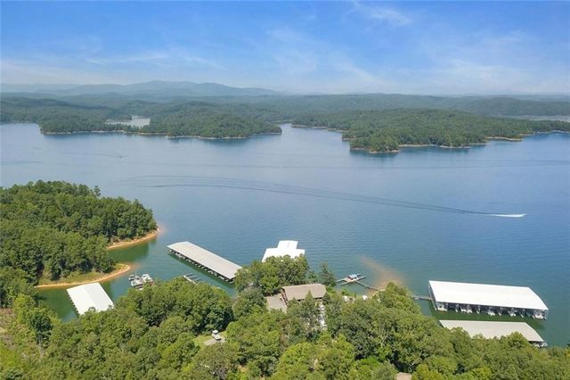 196 N Jakes Landing Way, Ellijay, GA 30540