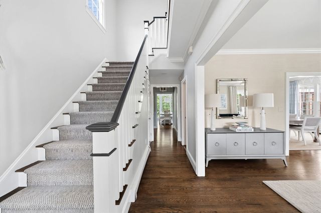 8 Maryknoll Drive, Hingham, MA 02043