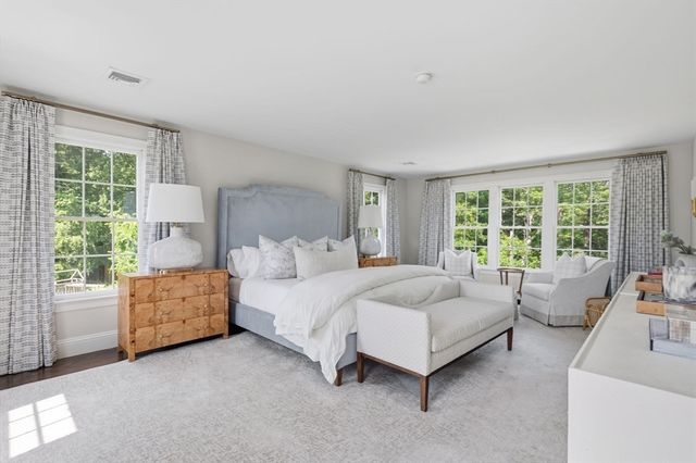 8 Maryknoll Drive, Hingham, MA 02043