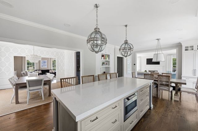 8 Maryknoll Drive, Hingham, MA 02043