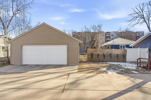 1212 7th STREET S, La Crosse, WI 54601