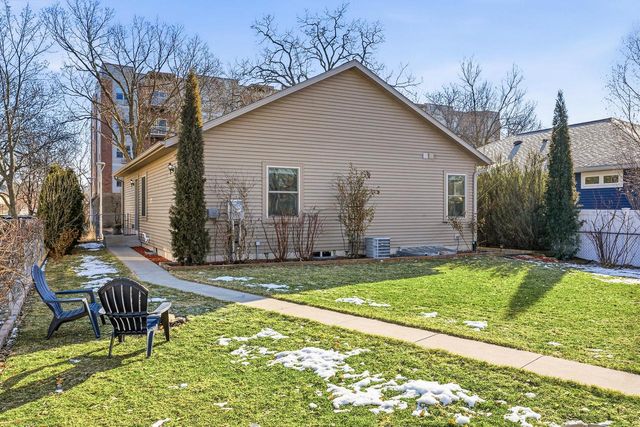 1212 7th STREET S, La Crosse, WI 54601