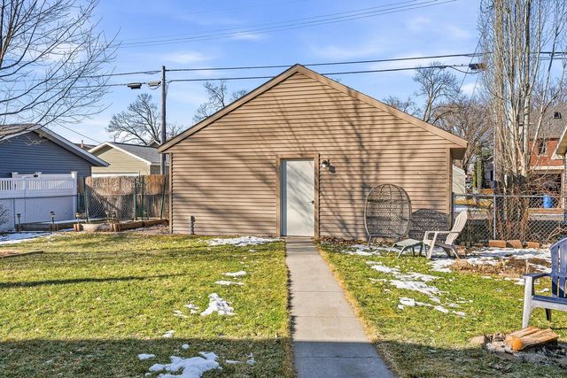 1212 7th STREET S, La Crosse, WI 54601