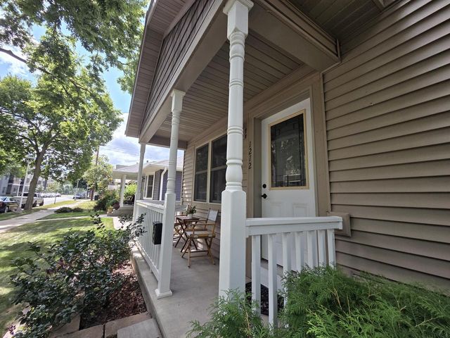 1212 7th STREET S, La Crosse, WI 54601