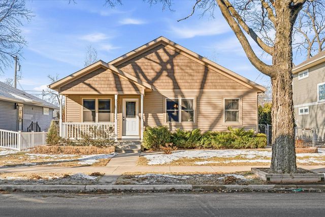 1212 7th STREET S, La Crosse, WI 54601