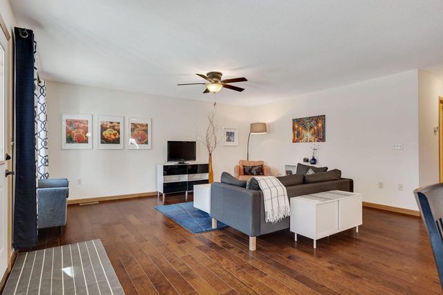 1212 7th STREET S, La Crosse, WI 54601