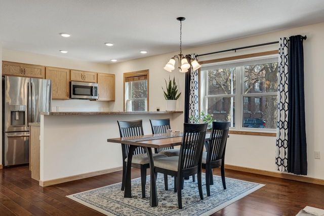 1212 7th STREET S, La Crosse, WI 54601