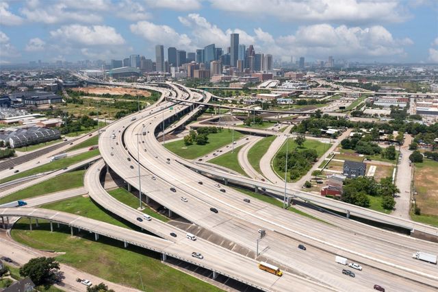 1202 Bayou Street, Houston, TX 77020