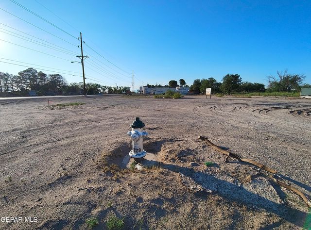 11081 Socorro Road, Socorro, TX 79927