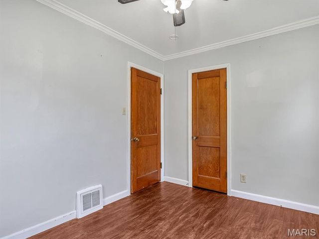 227 W Washington Street, Columbia, IL 62236