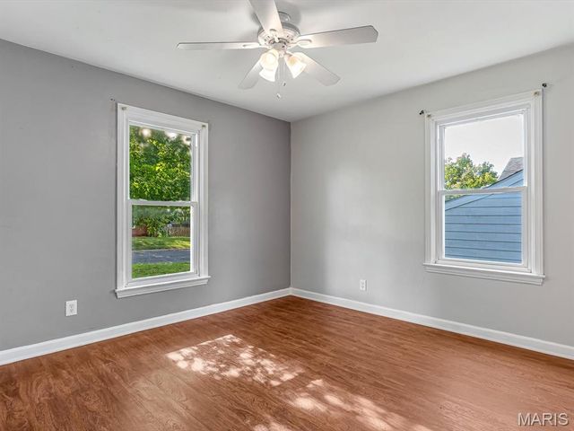 227 W Washington Street, Columbia, IL 62236