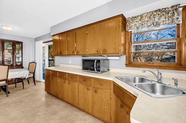 6911 E River Road NE, Fridley, MN 55432