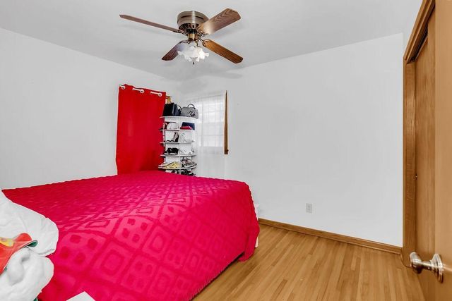 6911 E River Road NE, Fridley, MN 55432