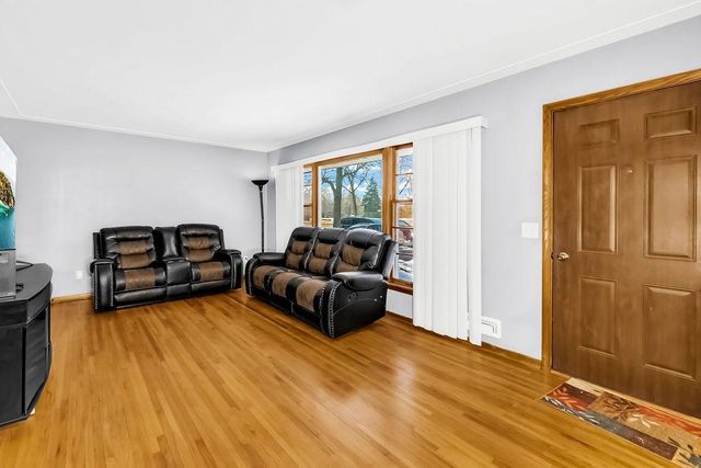 6911 E River Road NE, Fridley, MN 55432