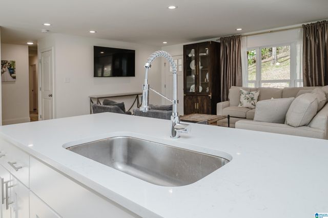 3405 HILLWAY DRIVE, Vestavia Hills, AL 35243