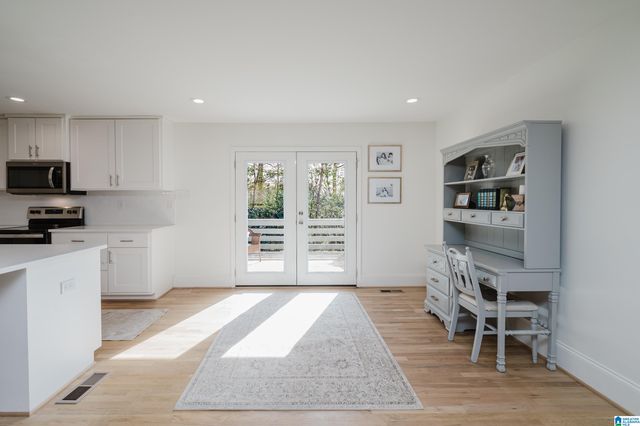 3405 HILLWAY DRIVE, Vestavia Hills, AL 35243