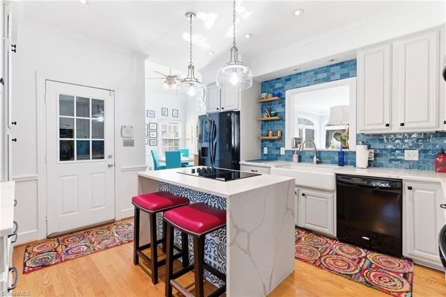 2306 Hickory Avenue, Burlington, NC 27215