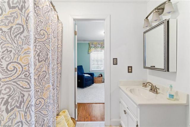 2306 Hickory Avenue, Burlington, NC 27215