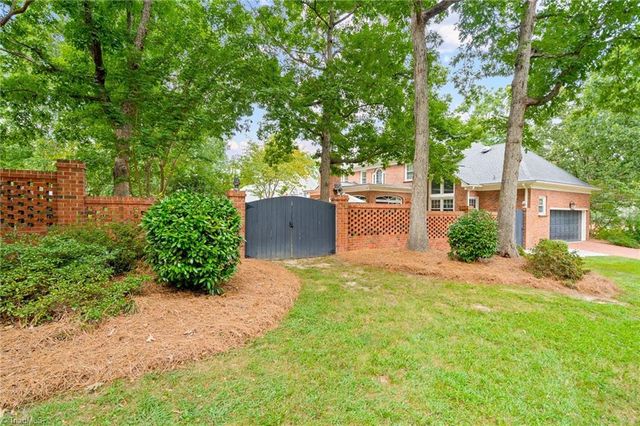 2306 Hickory Avenue, Burlington, NC 27215