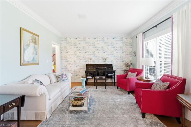 2306 Hickory Avenue, Burlington, NC 27215