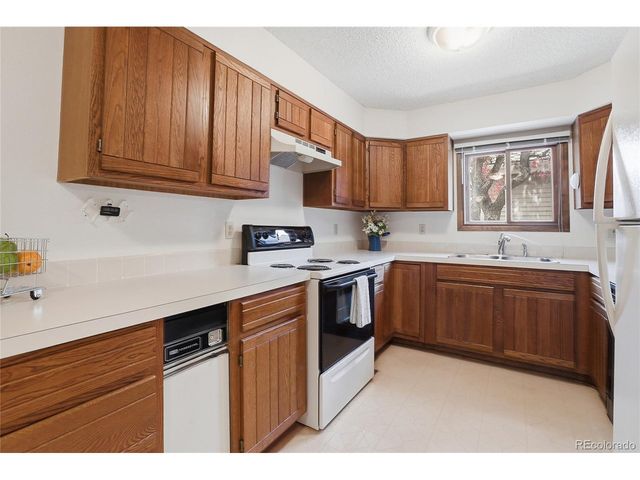 6984 Buckskin Dr, Littleton, CO 80125
