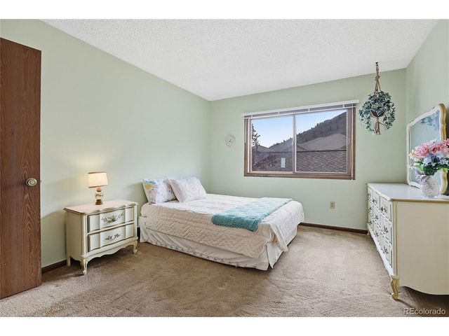 6984 Buckskin Dr, Littleton, CO 80125